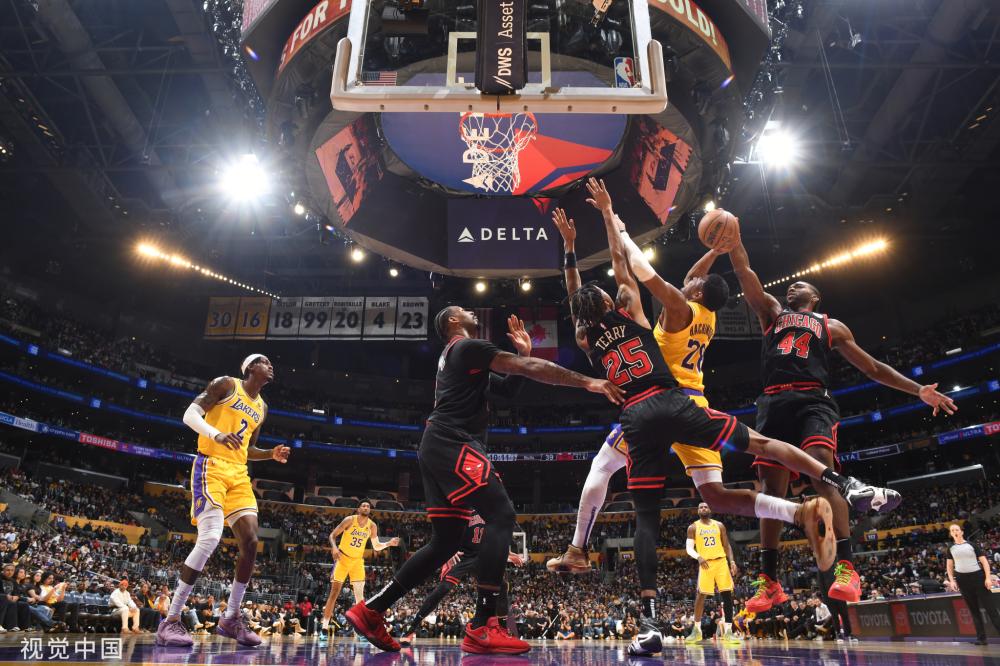 后防线通过 后防线通过