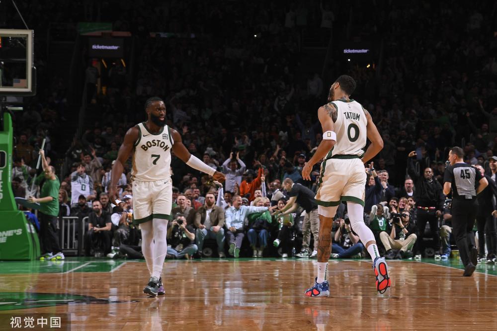 他有望带领 他有望带领